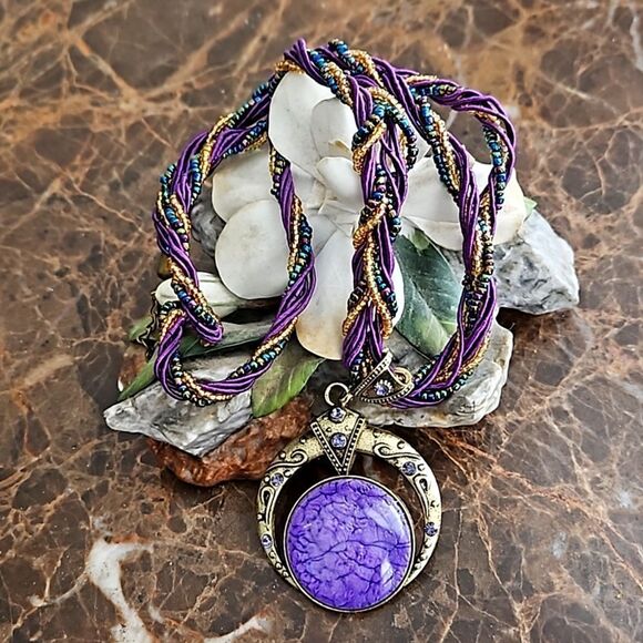 NWOT Braided necklace with large purple stone. - Picture 1 of 5